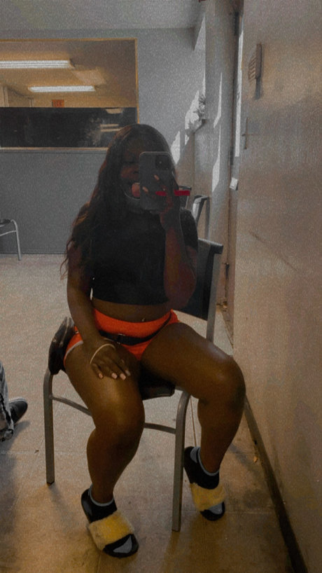 Foto di nudo di fuga di OnlyFans di Ressie