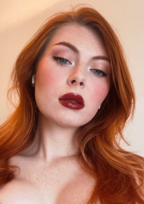 Foto di nudo di fuga di OnlyFans di  La Renarde Aguicheuse 