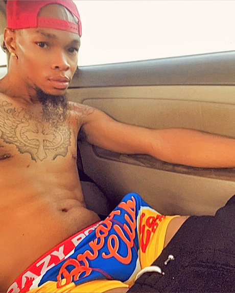 Foto di nudo di fuga di OnlyFans di Red