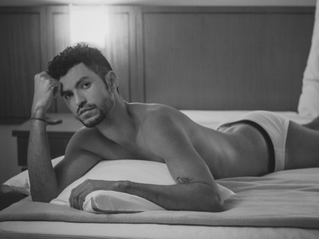 Foto di nudo di fuga di OnlyFans di Raphael Costa