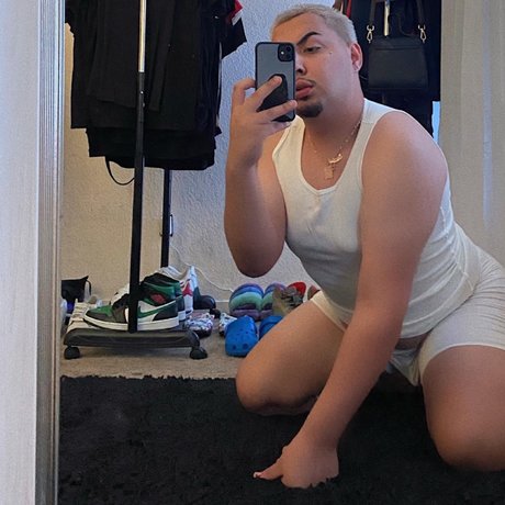 Foto di nudo di fuga di OnlyFans di Marci