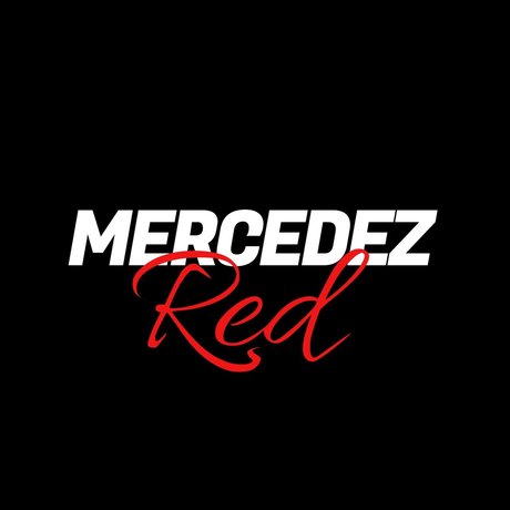 Foto di nudo di fuga di OnlyFans di Mercedez Red