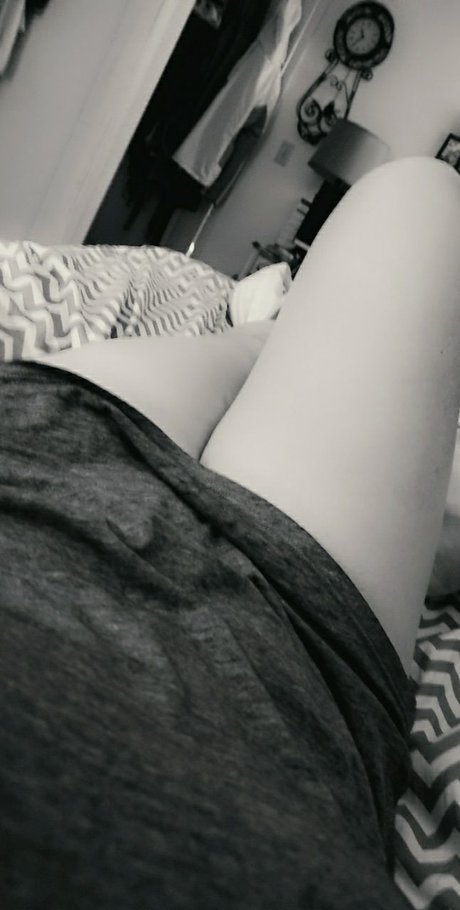 Foto di nudo di fuga di OnlyFans di Amanda