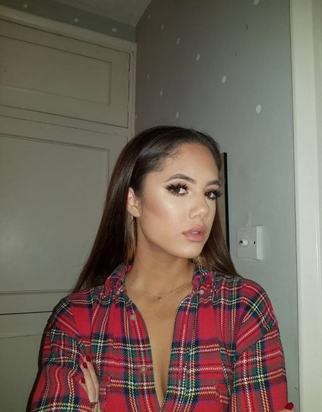 Saoirse Alicia Behzadi