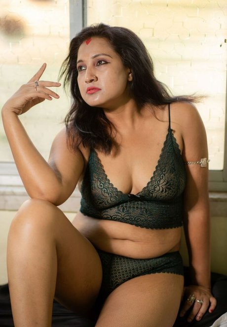 Mili Debnath Nude