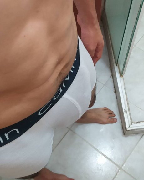 Foto di nudo di fuga di OnlyFans di Miguelmazo193