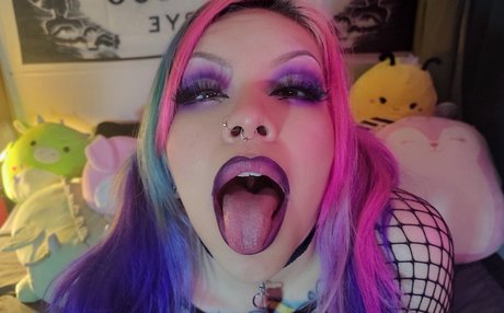 Foto di nudo di fuga di OnlyFans di Minerva Rose