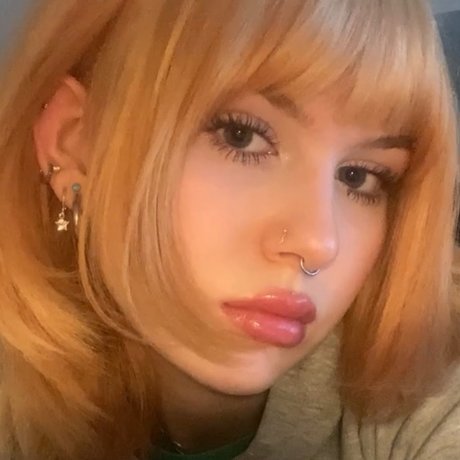 Foto di nudo di fuga di OnlyFans di Mimmi