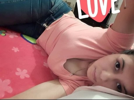 Foto di nudo di fuga di OnlyFans di Milena