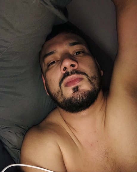 Foto di nudo di fuga di OnlyFans di Sneider Rincon