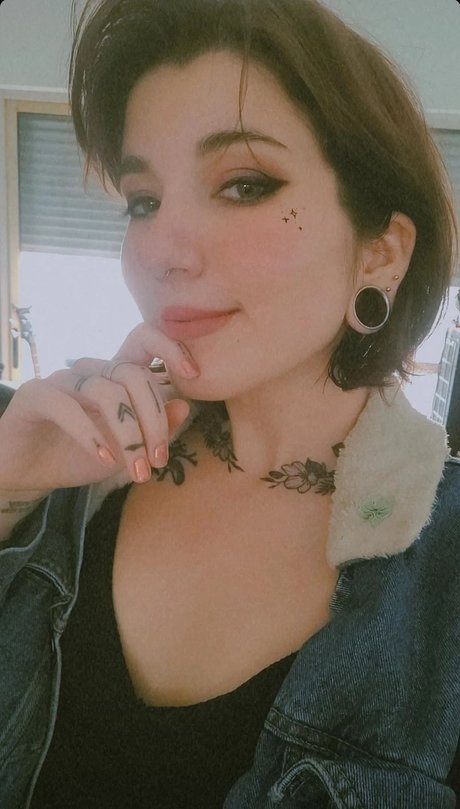 Foto di nudo di fuga di OnlyFans di Chamomile Cat