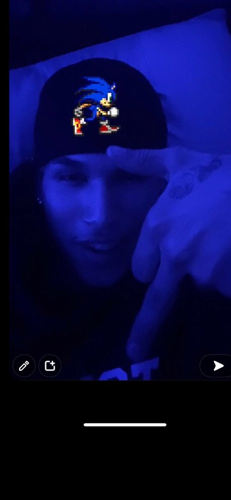 Foto di nudo di fuga di OnlyFans di Jhony