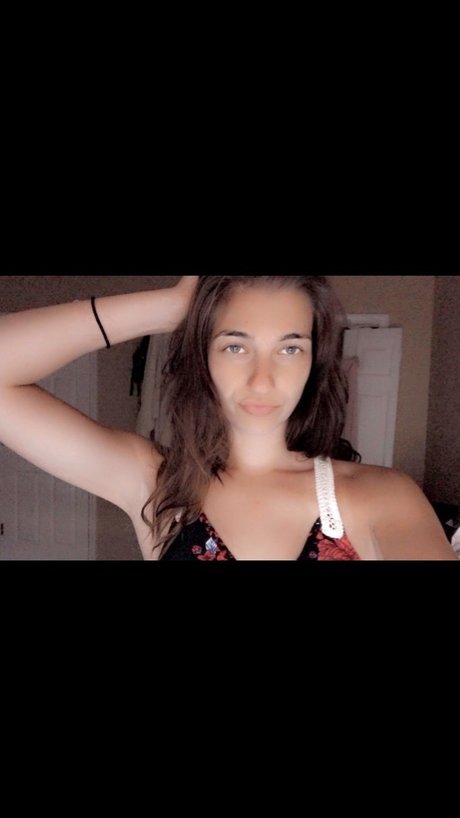 Foto di nudo di fuga di OnlyFans di Messy Mischief