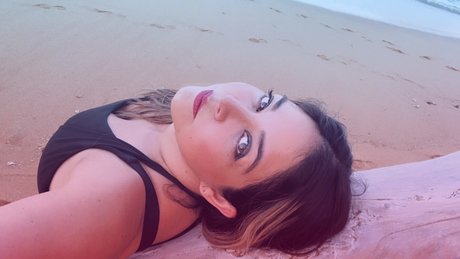 Foto di nudo di fuga di OnlyFans di Jezabel Olmos