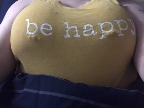 Foto di nudo di fuga di OnlyFans di Hive Of Enbees