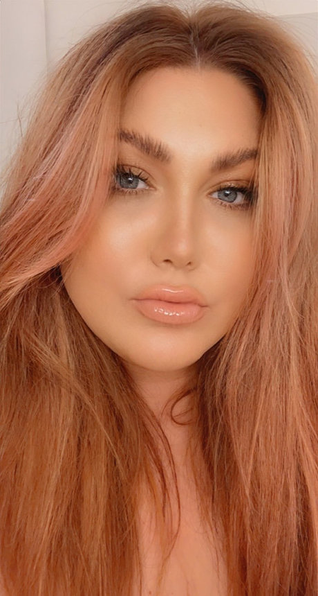 Foto di nudo di fuga di OnlyFans di Monroe Luv