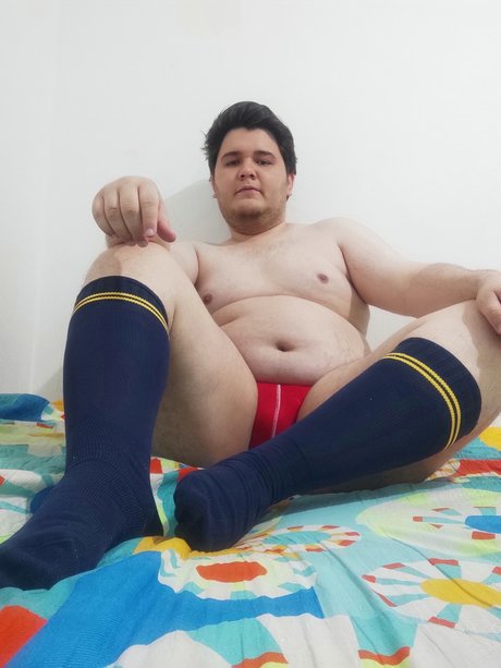 Foto di nudo di fuga di OnlyFans di Giant Legan