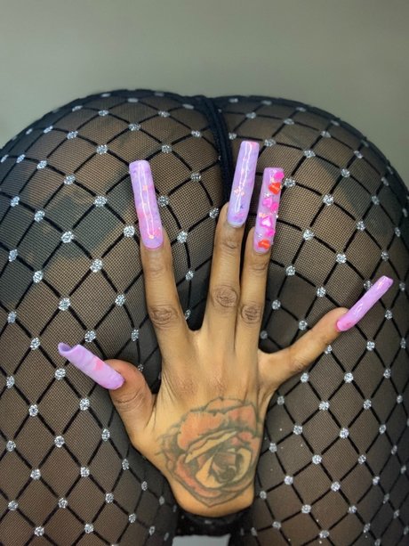 Foto di nudo di fuga di OnlyFans di Miss Ebony 