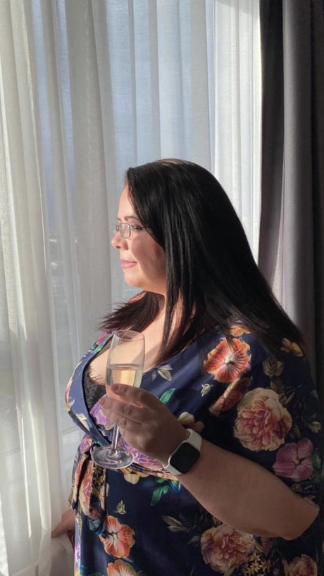 Foto di nudo di fuga di OnlyFans di Your Sexy Lady