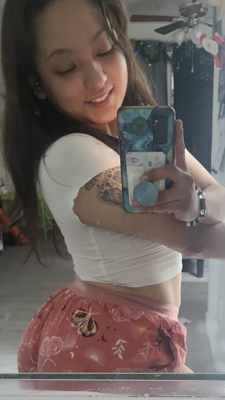 Foto di nudo di fuga di OnlyFans di Naomi 