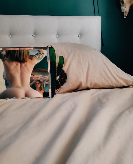 Foto di nudo di fuga di OnlyFans di Miss Amber