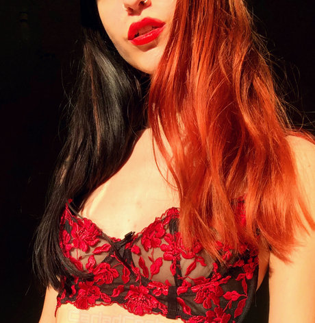 Cariad  Porn On Page