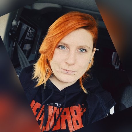 Foto di nudo di fuga di OnlyFans di Bella