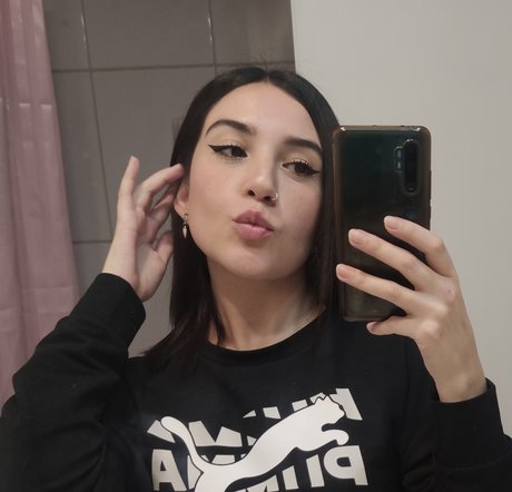 Foto di nudo di fuga di OnlyFans di Cami