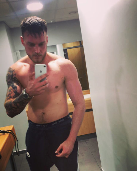 Foto di nudo di fuga di OnlyFans di Ash