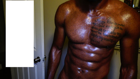 Foto di nudo di fuga di OnlyFans di Den Of The Blackpantherxxx