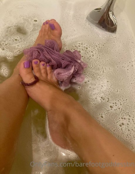 Barefootgoddessbri
