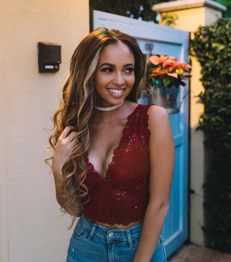 Vanessa Morgan