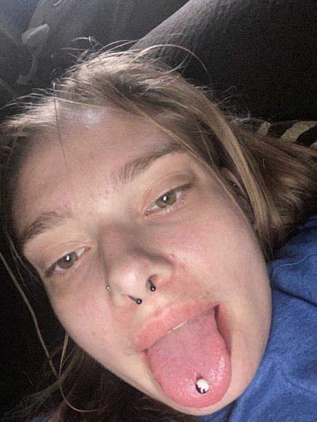 Foto di nudo di fuga di OnlyFans di Ariel