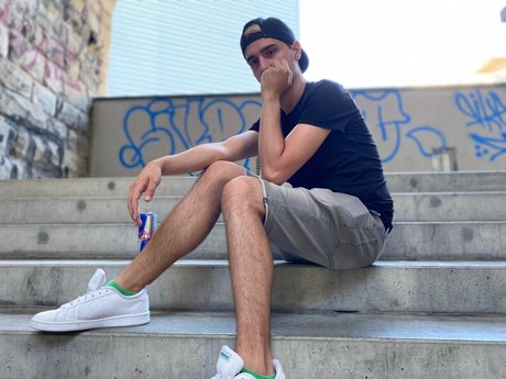 Foto di nudo di fuga di OnlyFans di Alexander Hudson