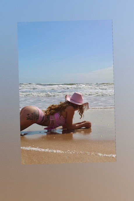 Foto di nudo di fuga di OnlyFans di Allyjaay