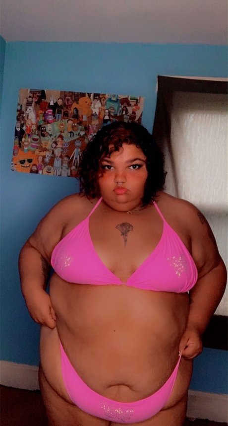 Foto di nudo di fuga di OnlyFans di Opal Saiyan