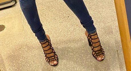 Foto di nudo di fuga di OnlyFans di Ashleigh