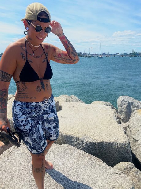 Foto di nudo di fuga di OnlyFans di Brittani G