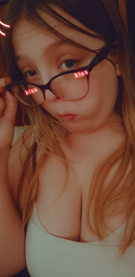 Foto di nudo di fuga di OnlyFans di Kara Johnson