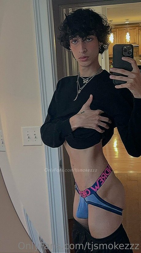 Tjsmokezzz