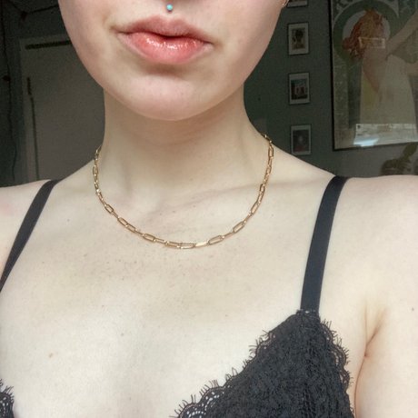 Foto di nudo di fuga di OnlyFans di Sadie