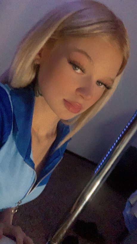 Foto di nudo di fuga di OnlyFans di Sno