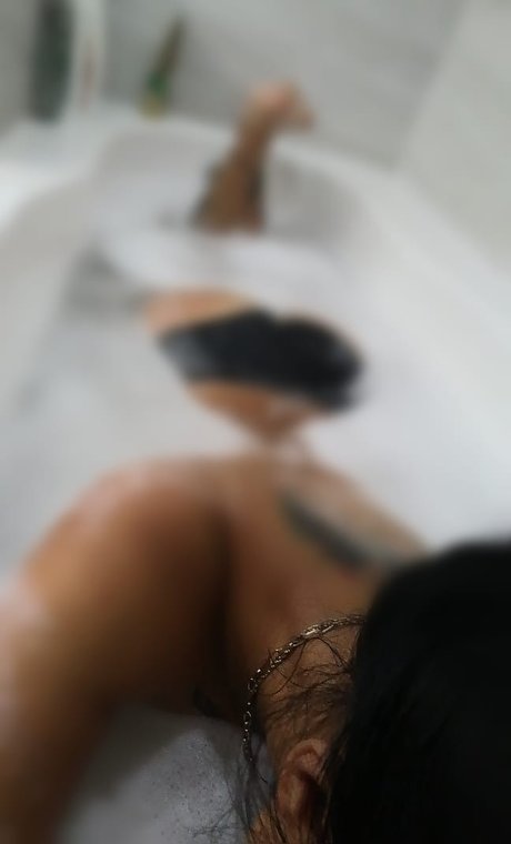 Foto di nudo di fuga di OnlyFans di Darkhous