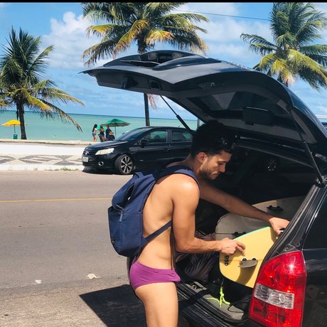 Foto di nudo di fuga di OnlyFans di Rael Sobral