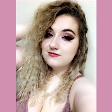 Foto di nudo di fuga di OnlyFans di Sorbet