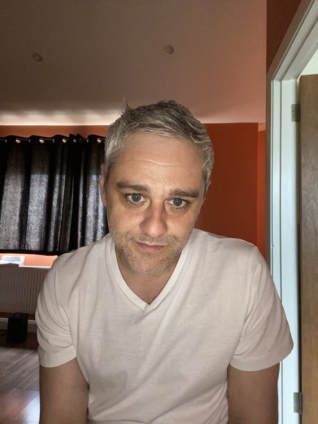 Foto di nudo di fuga di OnlyFans di Revolutionblues