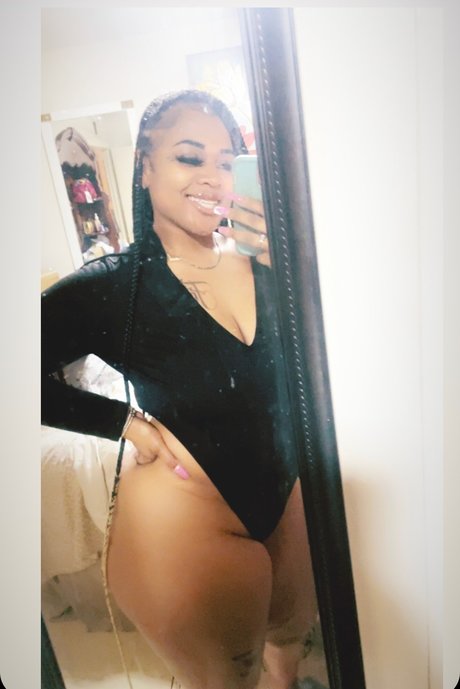 Roget Dipped In Caramel 