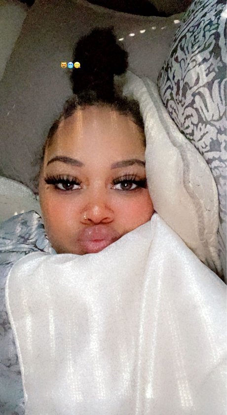 Roget Dipped In Caramel 