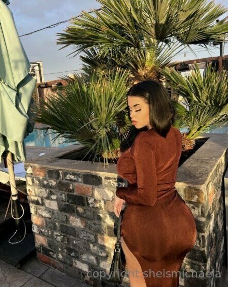Sheismichaela