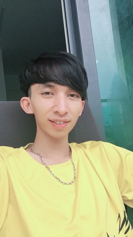 Foto di nudo di fuga di OnlyFans di Sang Truong